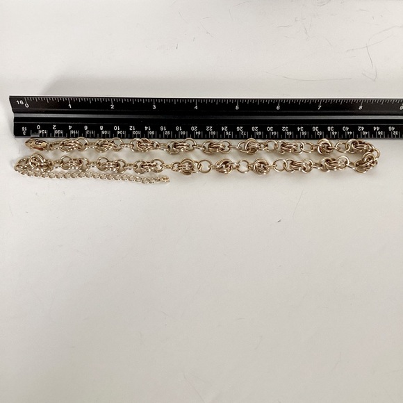 Etienne Aigner Gold Tone Choker Necklace Double Round Links Vintage EUC - Picture 8 of 8